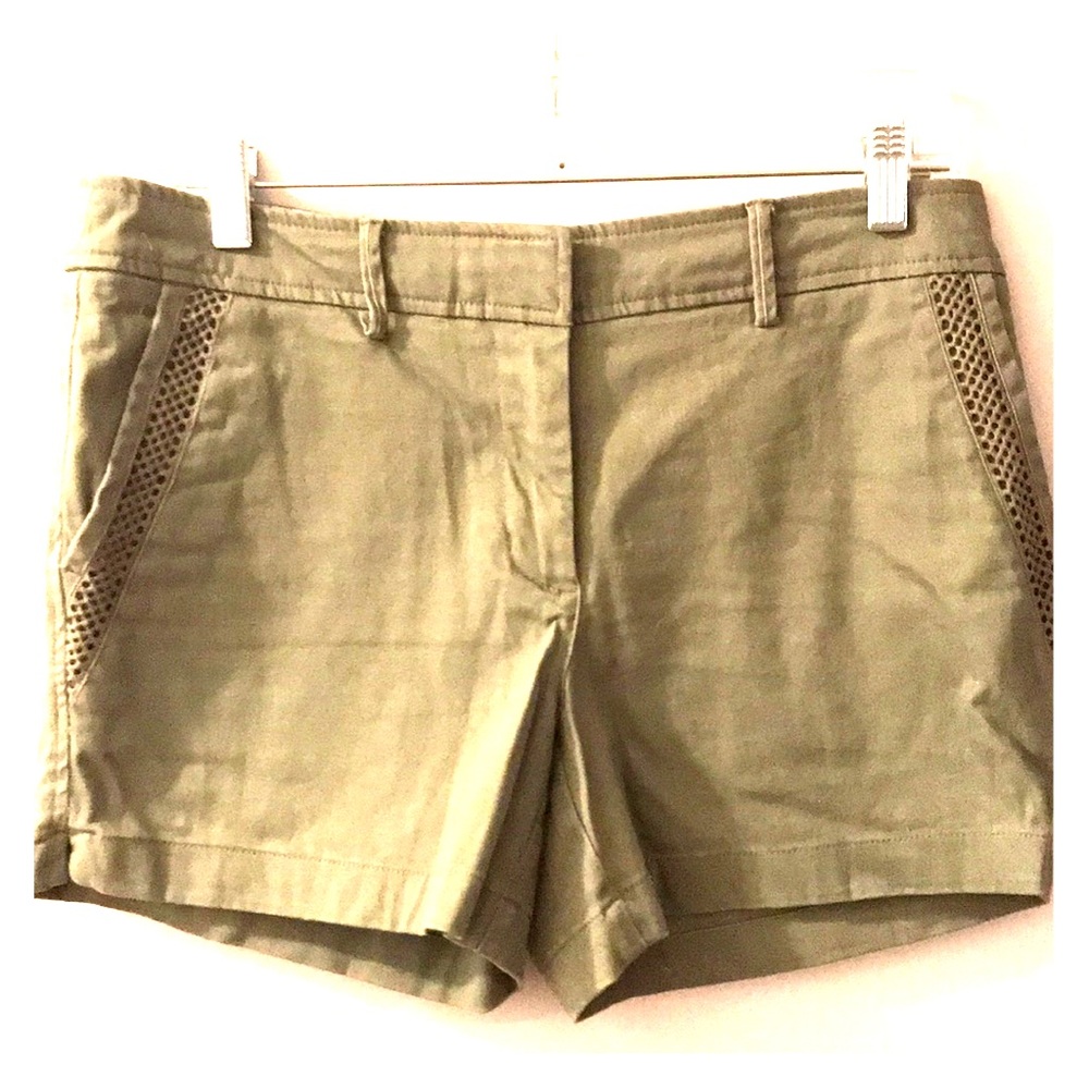Army green cotton shorts